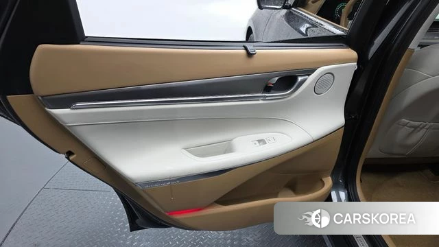 Hyundai The New Grandeur IG Hybrid id 4283993 из Кореи 17