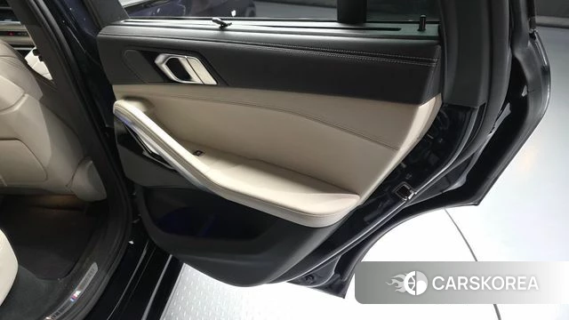 BMW X6 (G06) id 4349167 из Кореи 17