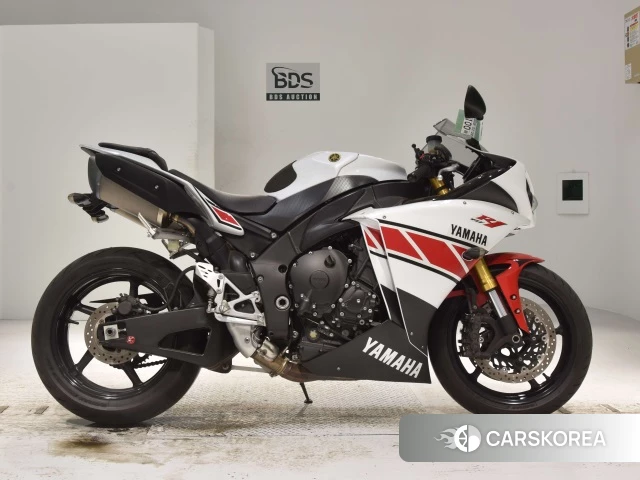 Проданный Yamaha YZF-R1 2010 из Японии