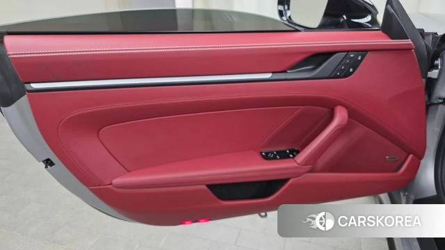 Porsche 911(992) id 4700860 из Кореи 17