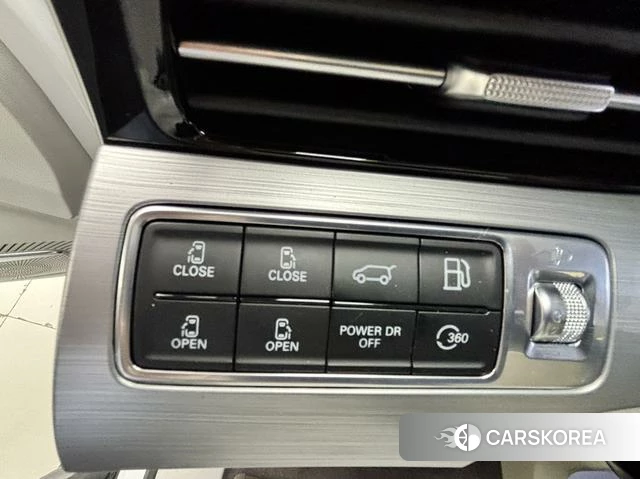 Roewe iMAX8 DMH id 4239465 из Китая 17