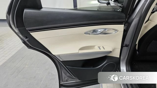 Genesis GV70 id 4872648 из Кореи 17