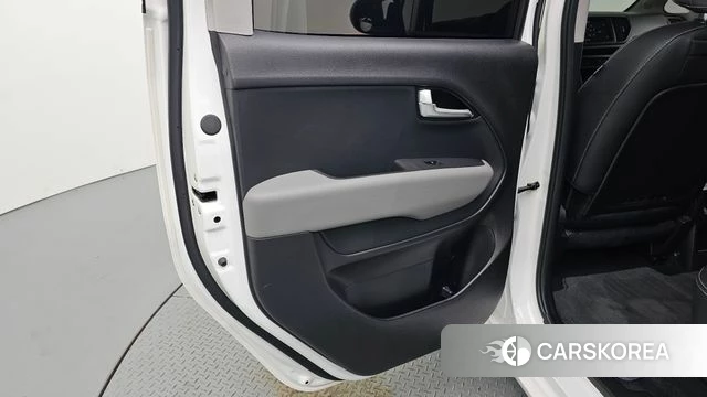 Kia The New Kia Ray EV id 4941415 из Кореи 17