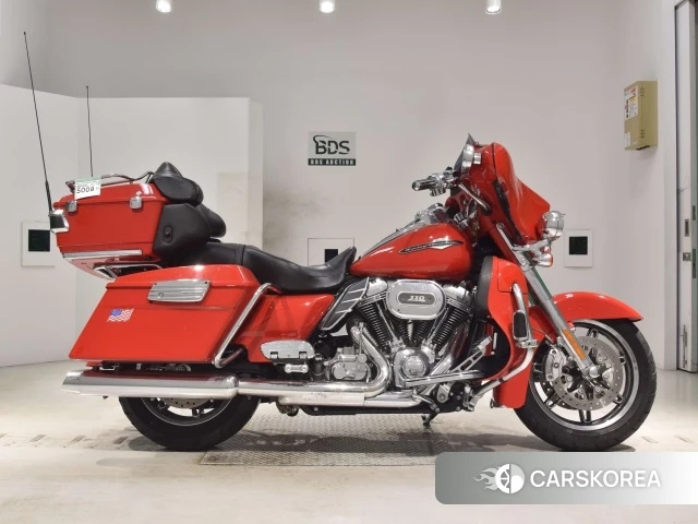 Проданный Harley-Davidson Electra Glide FLHTCUSE1800 CVO 2012 из Японии