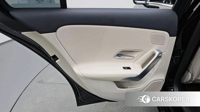 Mercedes-Benz A-Class W177 id 4187329 из Кореи 17