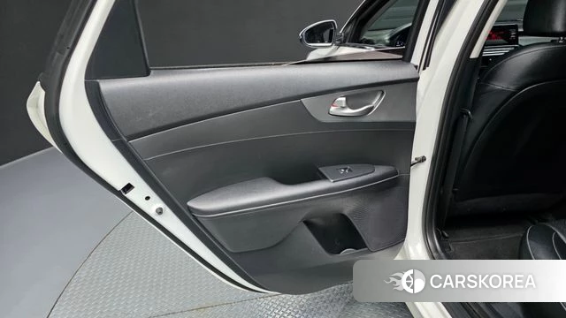 Kia Come New K3 id 4225416 из Кореи 17