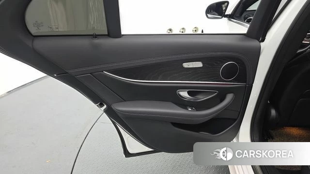 Mercedes-Benz E-Class W213 id 4540887 из Кореи 17