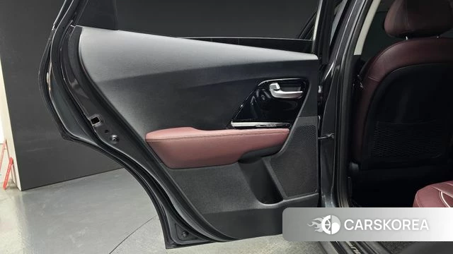 Kia The New Niro id 4424341 из Кореи 17