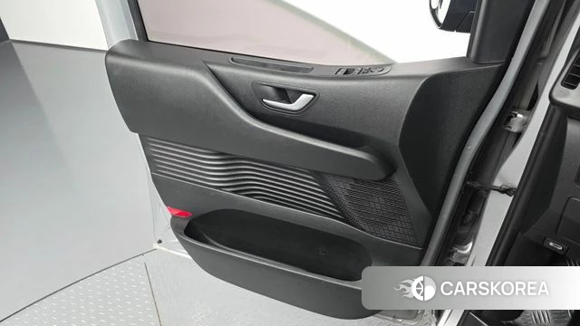 Hyundai Staria id 4935759 из Кореи 17