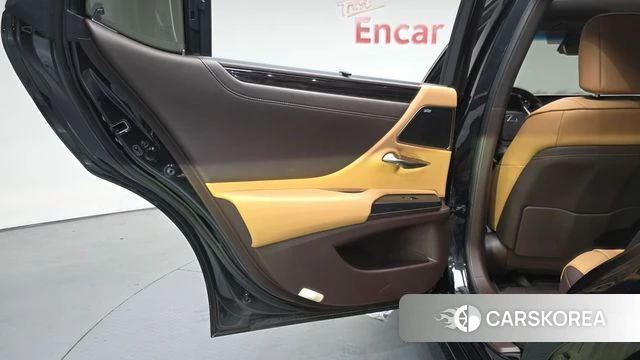 Lexus ES300h 7th generation id 4550736 из Кореи 17