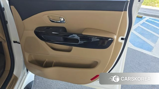 Kia The New Carnival id 4325407 из Кореи 17