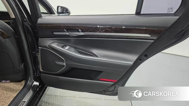 Genesis G90 id 4755144 из Кореи 17