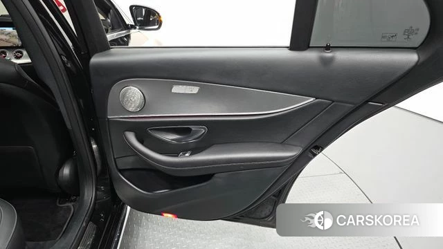 Mercedes-Benz E-Class W213 id 4755081 из Кореи 17