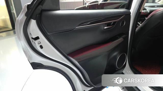 Lexus NX300h id 4780833 из Кореи 17