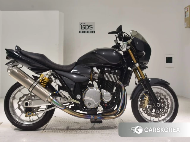 Проданный Suzuki GSX1400 2010 из Японии