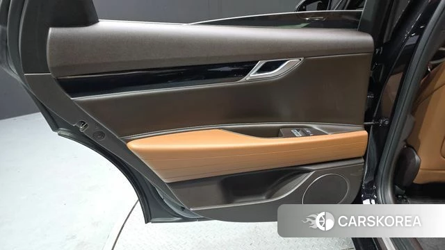 Genesis G80 (RG3) id 4194935 из Кореи 17