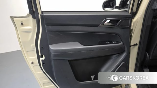 Ssangyong The New Rexton Sports Cannes id 4308254 из Кореи 17