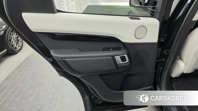 Land Rover Discovery 5 id 4763366 из Кореи 17