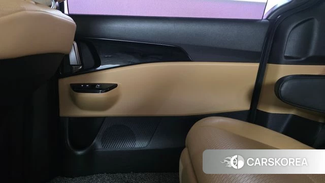 Kia Carnival 4th generation id 4362428 из Кореи 17