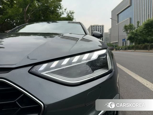 Audi A4L id 4300461 из Китая 17