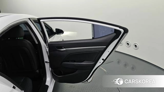 Hyundai The New Avante AD id 4397498 из Кореи 17