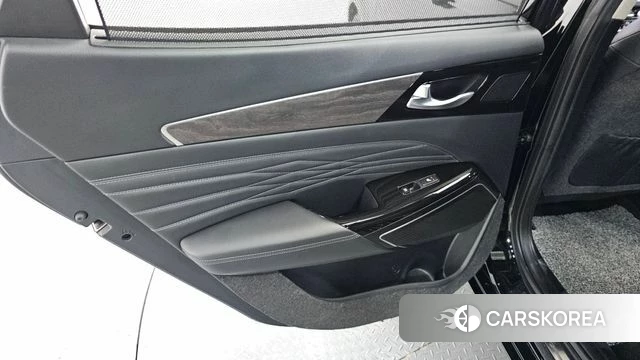 Kia K7 Premier Hybrid id 4477116 из Кореи 17