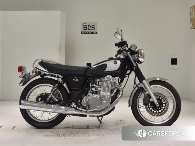 Проданный Yamaha SR400 2024 из Японии