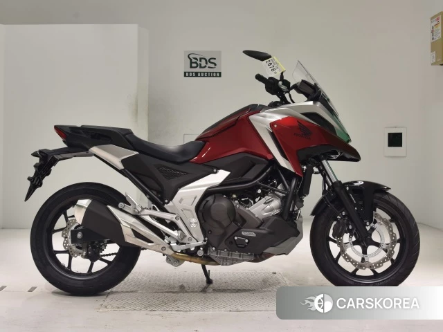 Проданный Honda NC750X DCT 2024 из Японии