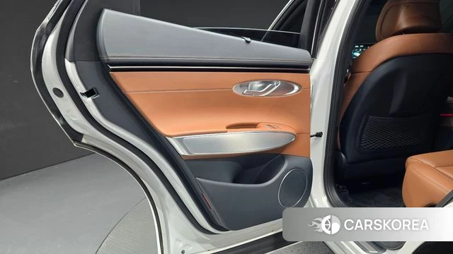 Genesis GV70 id 4779366 из Кореи 17