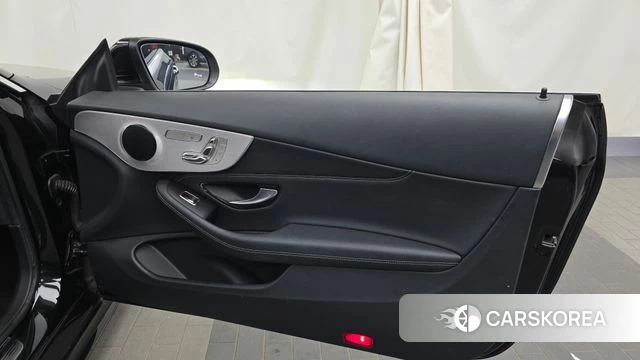 Mercedes-Benz C-Class W205 id 4693430 из Кореи 17