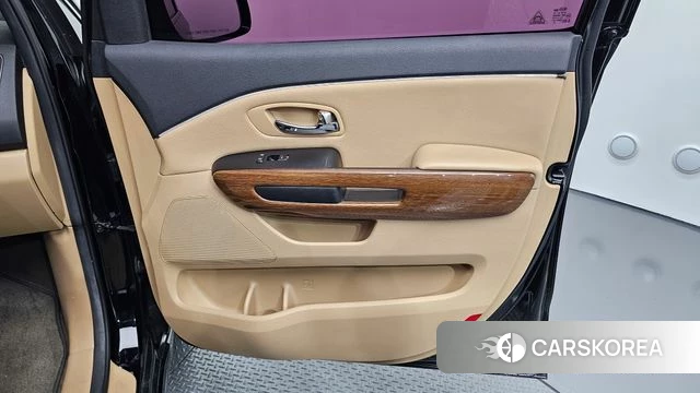 Kia All New Carnival id 4417375 из Кореи 17