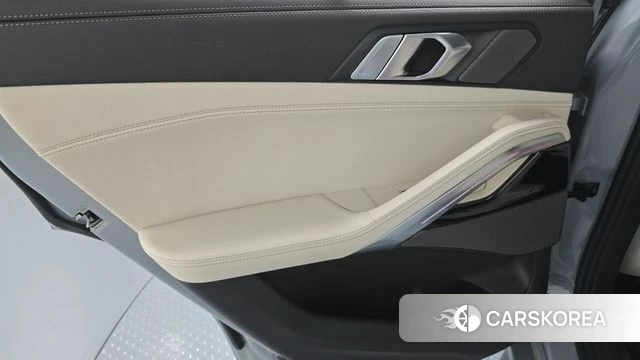 BMW X6 (G06) id 4527424 из Кореи 17