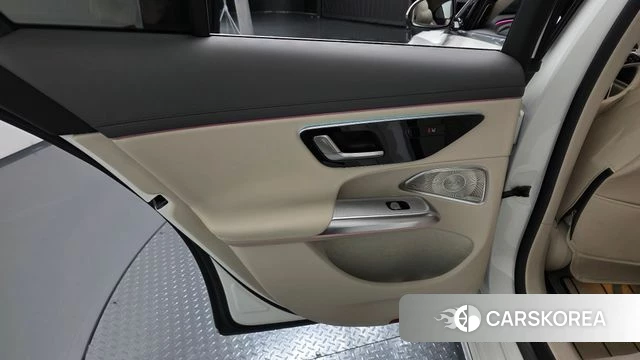 Mercedes-Benz E-Class W214 id 4539962 из Кореи 17