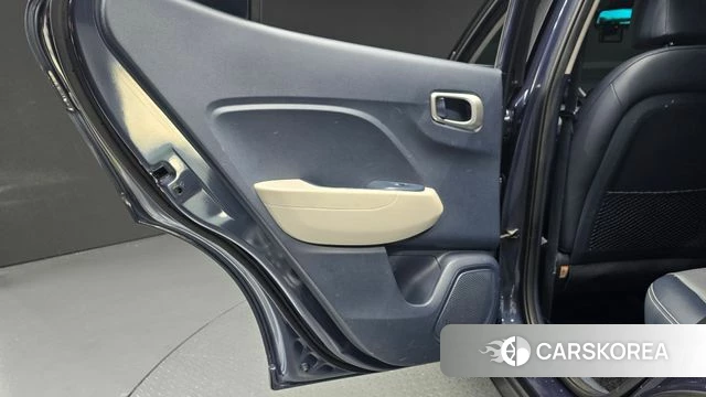Hyundai Venue id 4865155 из Кореи 17