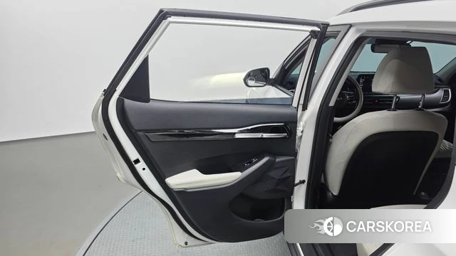 Kia Seltos id 4303545 из Кореи 17