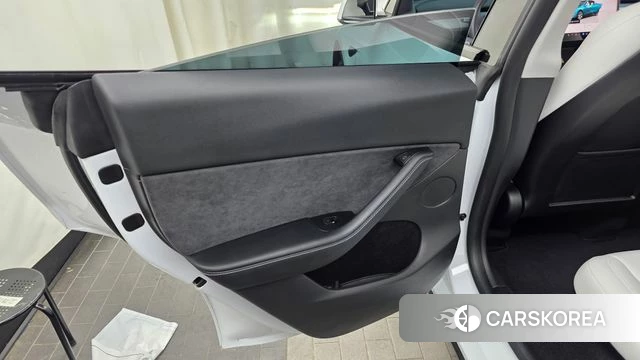 Tesla Model Y id 4474768 из Кореи 17