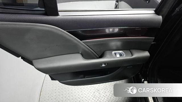 Genesis G90 (RS4) id 4592188 из Кореи 17