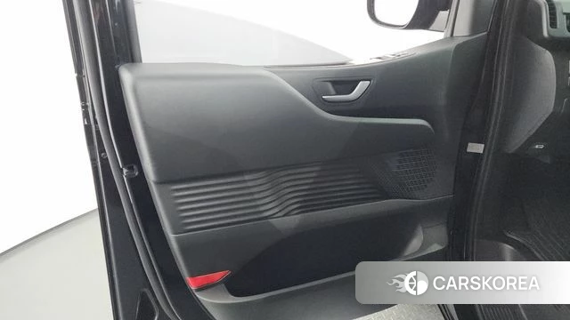Hyundai Staria id 4487954 из Кореи 17