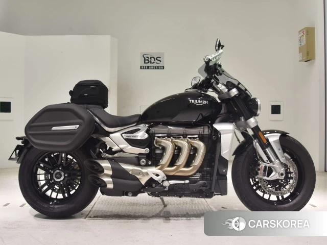 Проданный Triumph ROCKET 3 R 2022 из Японии