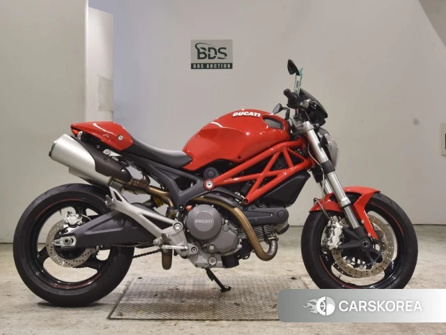 Проданный Ducati MONSTER 696 2012 из Японии, фото 2