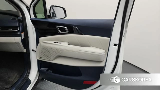 Kia The New Carnival 4th Generation id 4427341 из Кореи 17