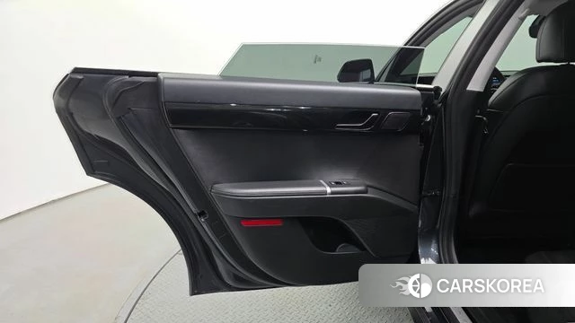 Hyundai Grandeur Hybrid (GN7) id 4414728 из Кореи 17