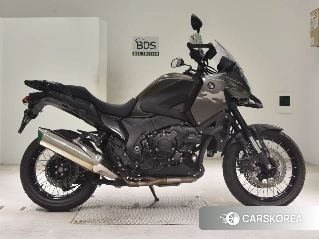 Проданный Honda VFR1200X DCT 2014 из Японии