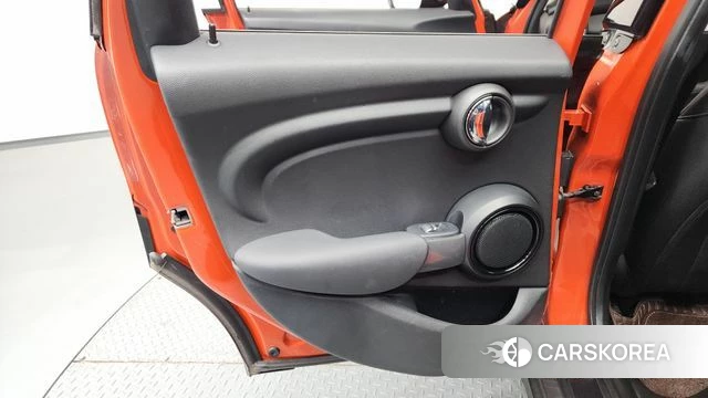 Mini Cooper id 4250350 из Кореи 17