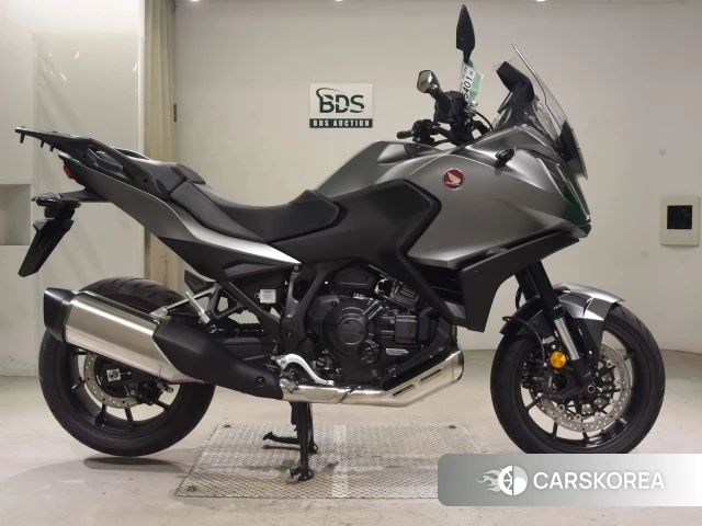 Проданный Honda NT1100 2024 из Японии