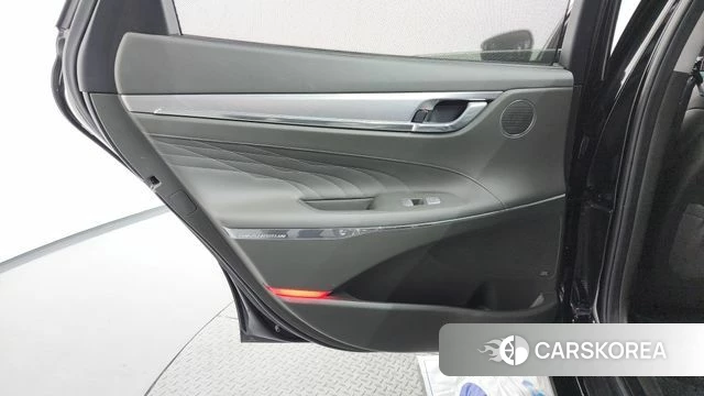 Hyundai The New Grandeur IG Hybrid id 4506699 из Кореи 17