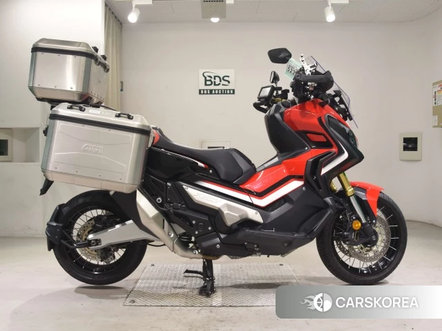 Проданный Honda X-ADV 750 2017 из Японии