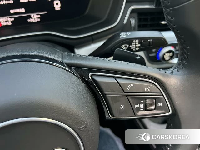 Audi A4L id 4271945 из Китая 17