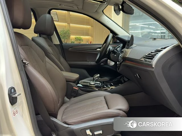 BMW X3 id 4221058 из Китая 17