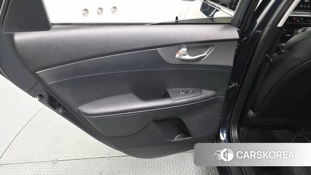 Kia Come New K3 id 4345712 из Кореи 17
